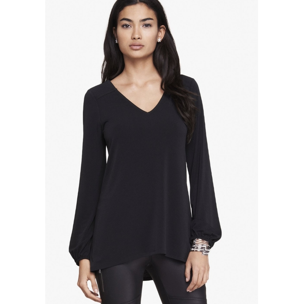 EXPRESS black V-neck lace-up back tunic long sleev